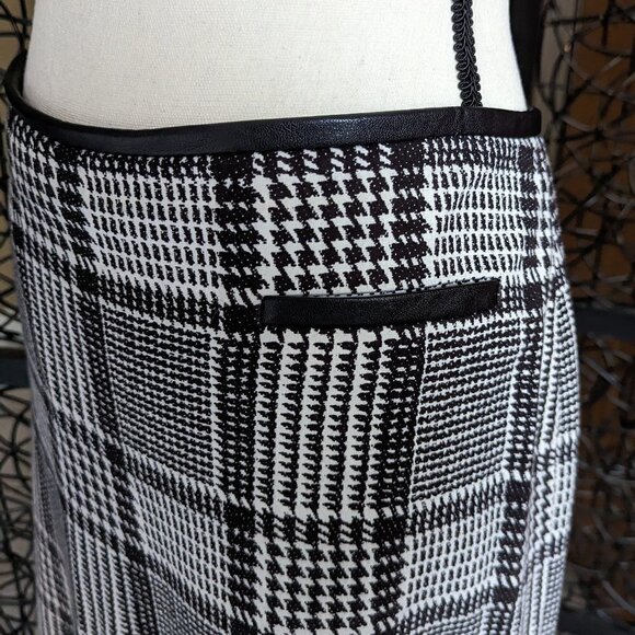 Talbots size 16 black white houndstooth straight skirt - Picture 3 of 10